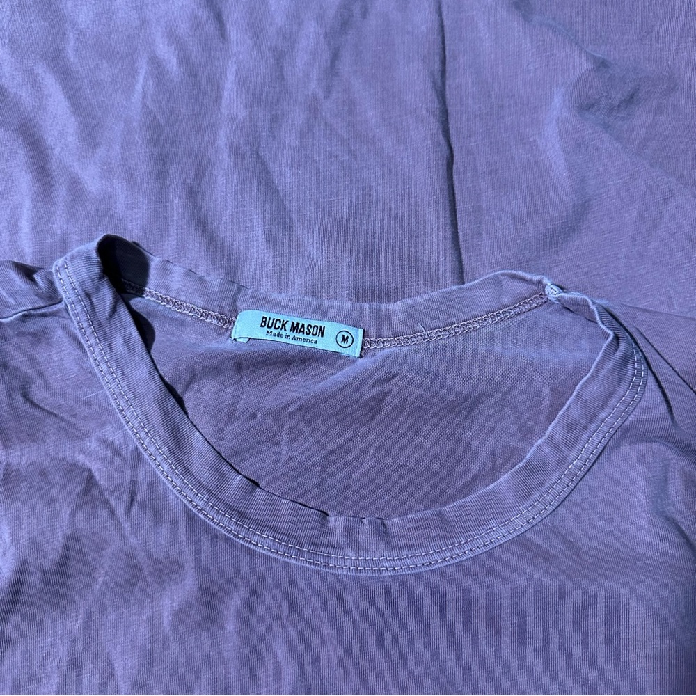 Buck Mason Men's Medium Slub Curved Hem Tee Coal Venice Wash - Picture 2 of 4